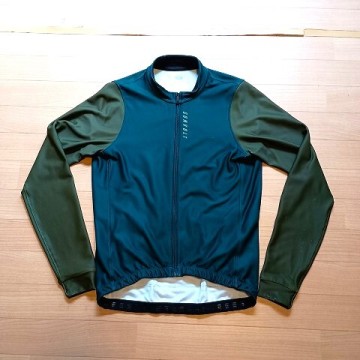 送料無料 サンボルトプレミアムサーモジャケット　Mサイズ　緑