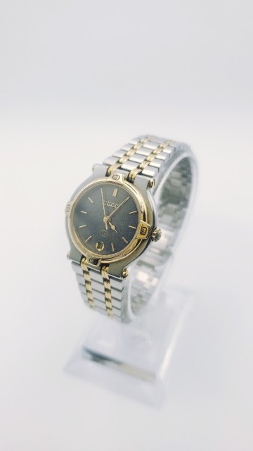 【稼働品】　グッチ　GUCCI 9000L 。ゴールド黒。 クォーツ