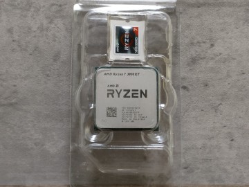 AMD Ryzen 7-3800XT 【CPU】