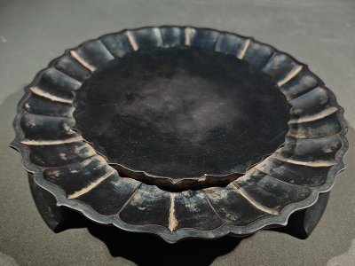 【安】清時代 呉栄光銘 端石彫 蓮花型硯 端渓硯 書道具 文房具 極細工 中国古美術 時代物 古董品 286