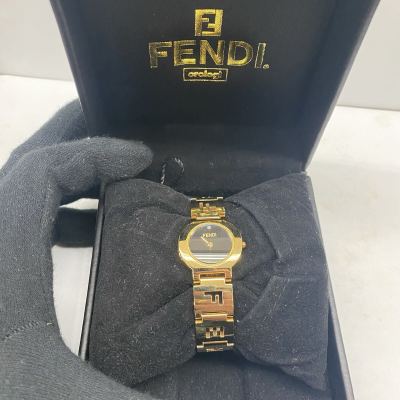 08ysR 良品 FENDI フェンディ 腕時計 1P ダイヤ 3060L クォーツ QZ ゴールド 黒文字盤 レディースウォッチ ヴィンテージ SWISS スイス