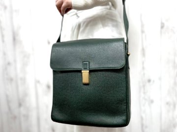 極美品 LOUIS VUITTON ルイヴィトン タイガ ヤランガ エピセア ショルダーバッグ バッグ M30824 レザー 緑 メンズ 91736