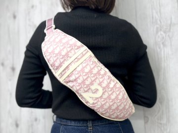 極美品 Christian Dior クリスチャン ディオール トロッター ボディバッグ ウエストポーチ バッグ ナイロン&times;パテントレザー ピンク 92558