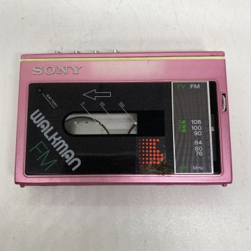 c*★中古品　SONY WM-F20 WALKMAN カセット　ラジオ　ステレオ　ウォークマン★