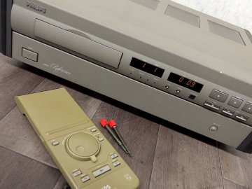 3R6456■PHILIPS LHH800 Reference LHH800R CDプレーヤー フィリップス リモコン付■