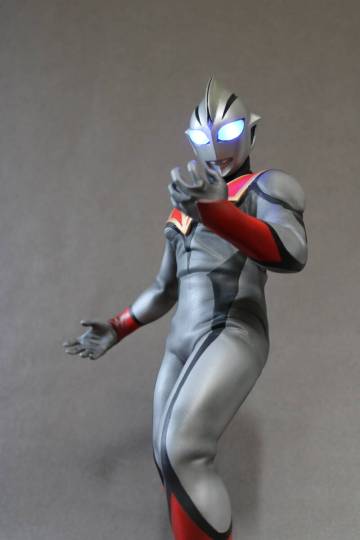 ビッグサイズソフビフィギュア　イーヴィルティガ(電飾)