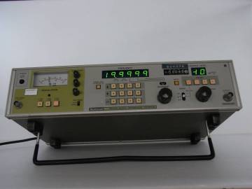 National(Panasonic)　標準信号発生器(Signal Generator)VP-8177A