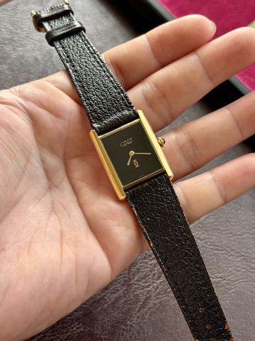 Vintage Cartier 手巻き Tank 黒文字盤 稼働品 [1円 スタート]