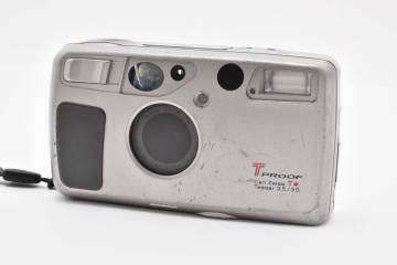 Kyocera T PROOF Carl Zeiss T* Tessar 3.5/35 