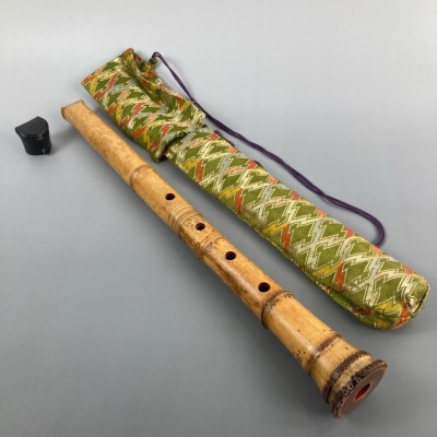栞山作 三印 尺八 金三線 唄口金縁 都山流 約55cm 中古現状品 工芸品 4242444