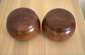 囲碁 碁笥 碁石 銘木 碁石入れ 蛤碁石 特大 囲碁道具 碁盤 榧碁盤　本桑　②