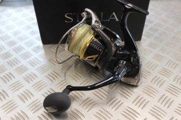 シマノ　20ステラ SW 20000PG　リーダー、ライン付き