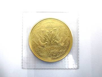 ■額面～！天皇陛下御在位60年記念　10万円金貨　昭和61年　ブリスターパック入り■