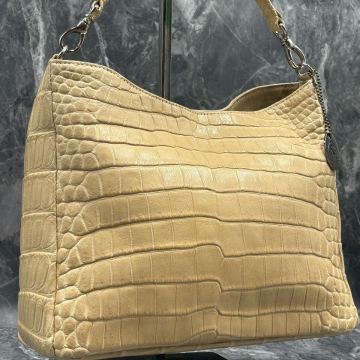 【未使用級】 クロコダイル クロコ エキゾチックレザー センター取り ワニ革 鰐革 ハンドバッグ ワンショルダー 肩掛け ビジネス JRA認定