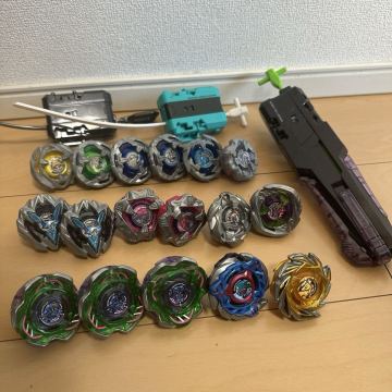 1円スタート　ベイブレードX 17個セット　ランチャーセット　未使用品 タカラトミー BEYBLADE