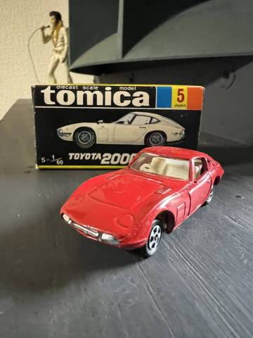 黒箱　トミカ　「超希少　最初期」 5-1-2 トヨタ2000GT(赤) １S／1Aホイール　１９７０年　　当時物