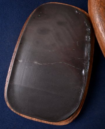 中国の古い硯『端渓 老坑水岩 板硯』「魚脳凍 天青色 エン脂 火捺 青花 翡翠線」文房四宝　唐物　書道用品　文房具　中国美術工芸品　　