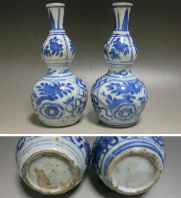 中国コレクション【陶磁器 時代物 古染付 草花文図 徳利 一対 瓢形 明時代末 高さ17cm】景徳鎮 窯 虫喰い 祥瑞 古玩