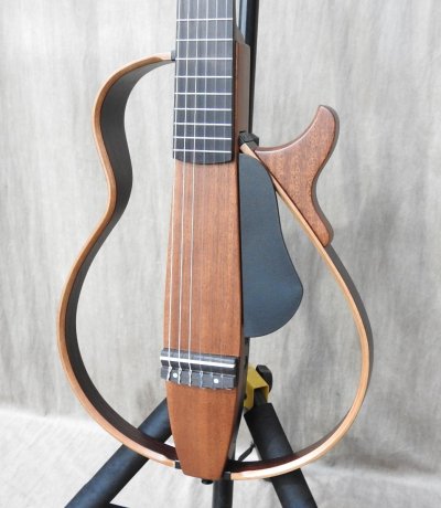 【Ｃ】YAMAHA SLG200N サイレントギター ＃ILI24C046 ヤマハ 060096