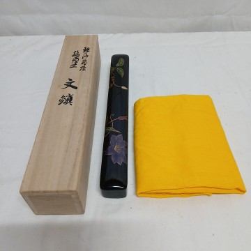 文鎮　ペーパーウェイト　重石　黒呂色　鉄仙　漆塗　工芸品　中古保管品