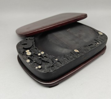 【懐】硯 端渓硯 天然石眼 細工彫刻雲龍図 古硯 書道具 中国美術 文房具 AG-050