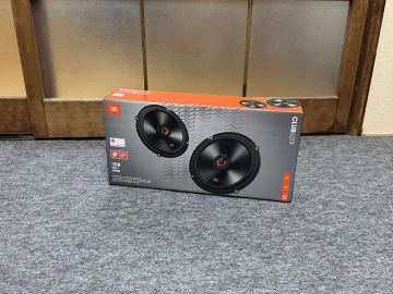 JBL CLUB 620F 車用スピーカー。新品