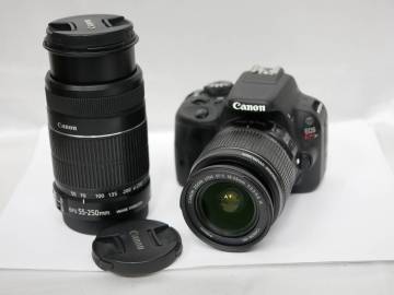 #9606 CANON EOSS KISS X7 EF-S 18-55mm 55-250mm f4-5.6 is ii キャノン 　イオスキス ダブルズームレンズセット デジカメ