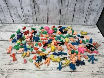 ジャンク 1円スタート　消しゴム　まとめ売り　キン肉マン、仮面ライダー、キャプテン翼など　現状品