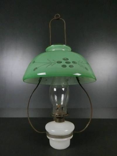 アンティーク　かぶせ色ガラス笠　カット入り　ランプ(明治時代)