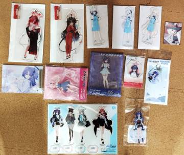 ブルーアーカイブ ぶるぶるぬいぐるみ プチフィギュア サウナハット アクリルプレート ステッカー ポストカード チャーム等のセット