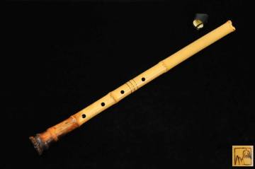 【尺八】 在銘：容山 全長：約70cm 重量：421ｇ 中継ぎ（銀三線） 琴古流 和楽器 楽器 演奏 音楽 竹工芸 木管楽器 縦笛 03111051-4