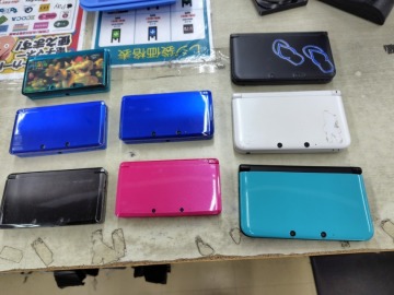 ☆１円スタート ☆ジャンク品 8台セット ※通電確認済み ※状態不良あり 本体のみ NINTENDO ニンテンドー 3DSLL 3台 3DS 5台 送料無料