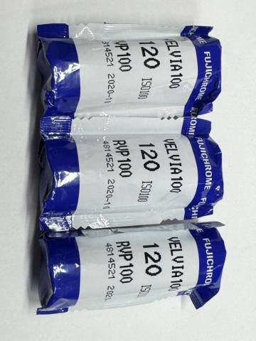 【期限切れ】FUJIFILM VELVIA100 120 RVP100 3本セット／リバーサルフィルム／フジクローム／ブローニー