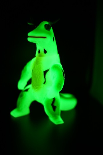 ブルマァク エレキング 蓄光 ソフビ