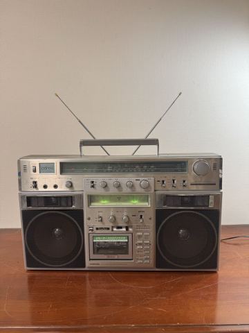TOSHIBA RT-S90 東芝 ラジカセ ラジオカセットレコーダー AM/FM OK 