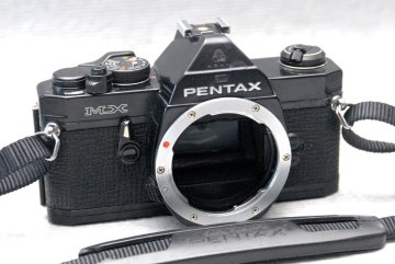 PENTAX ペンタックス 人気の高級一眼レフカメラ MX（黒）ボディ 希少な作動品（腐食無し）