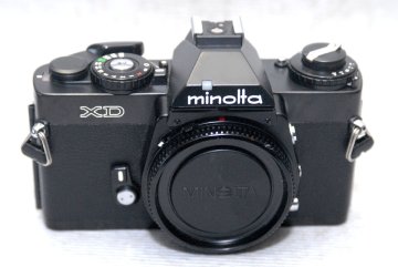 （綺麗）MINOLTA ミノルタ 昔の高級一眼レフカメラ XD（黒）ボディ 希少な作動品（腐食なし）