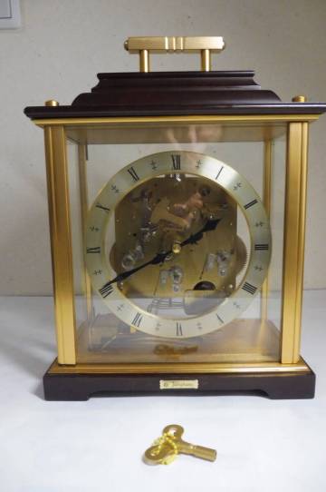 ♪♪ドイツ製　GERMANY ユンハンス　4面スケルトン　特殊音響装置付　ウエストミンスター ８日巻き　テンプ式 置時計　可動品　♪♪