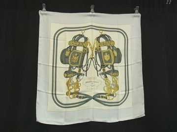 1円 ■美品■ HERMES エルメス BRIDES de GALA【式典用馬勒】カレ90 シルク100% 大判 スカーフ ストール ライトブルー系 FU6989