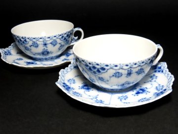 ■ロイヤルコペンハーゲン　　ペア・カップ＆ソーサー　　ブルーフルーテッド・フルレース　　　〈同梱対象商品〉