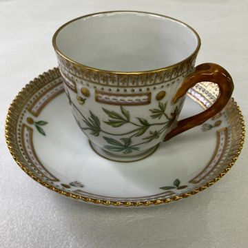 D020-F5‐641 Royal Copenhagen ロイヤルコペンハーゲン フローラダニカ カップ ソーサー 1客セット 口径約7㎝ 高さ約6.8㎝ 皿約13.5㎝ HA