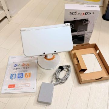 Newニンテンドー3DS LL パールホワイト