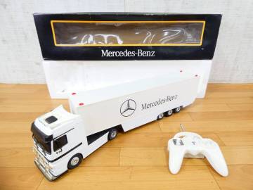 (S)◎ジャンク 大型 電動ラジコン R/Cトラック メルセデスベンツ アクトロス ホワイト 全長約70cm トレーラー 箱付き 動作不良 ＠140(11)