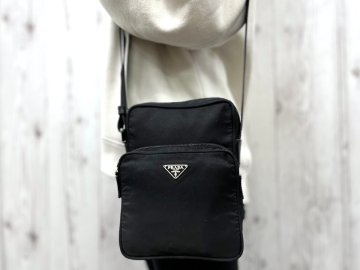 極美品 PRADA プラダ テスート ショルダーバッグ バッグ ナイロン&times;レザー 黒 メンズ 92930