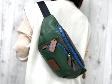 極美品 COACH コーチ ボディバッグ ウエストポーチ バッグ レザー 緑系 メンズ 93238Y