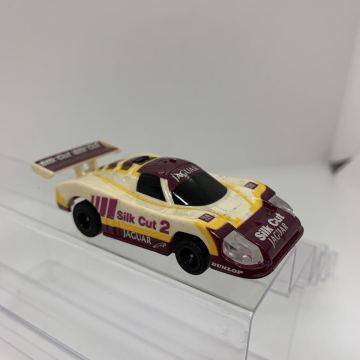 スロットカー メーカー不明 ジャガー XJR-9 シルクカット Jaguar Silk Cut HOスケール 動作未確認 現状品 1円〜