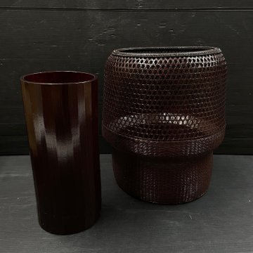 m002 G5(100) 田辺 竹雲斎造 滴水居 竹編 竹籠 竹細工 小物入 篭 かご 花籠 花入れ 骨董 蔵出 初心 古玩