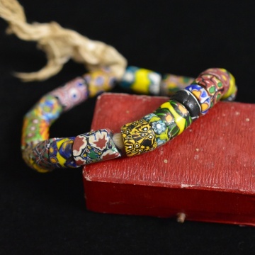 ベネチアンガラス アンティーク ミルフィオリ、艶無しタイプ ブレスレット トンボ玉 ※欠けあり※ 本物保証 19世紀 ヴェネチアンガラス