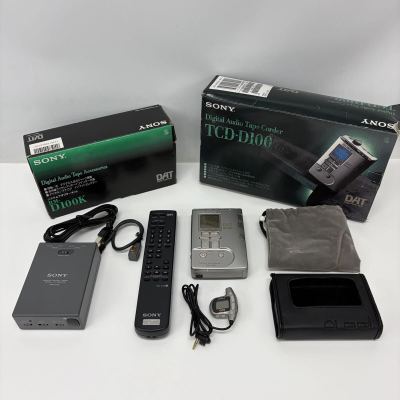 ☆1円〜☆ SONY ソニー DAT WALKMAN TCD-D100 PORTABLE RECORDER DATウォークマン ポータブル カセットレコーダー 