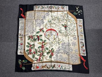 K45643022519 HERMES エルメス カレ90 スカーフ 去年の雪 Neige d&rsquo;Antan シルク100% 大判スカーフ 装飾小物 デザイン 現状品 中古